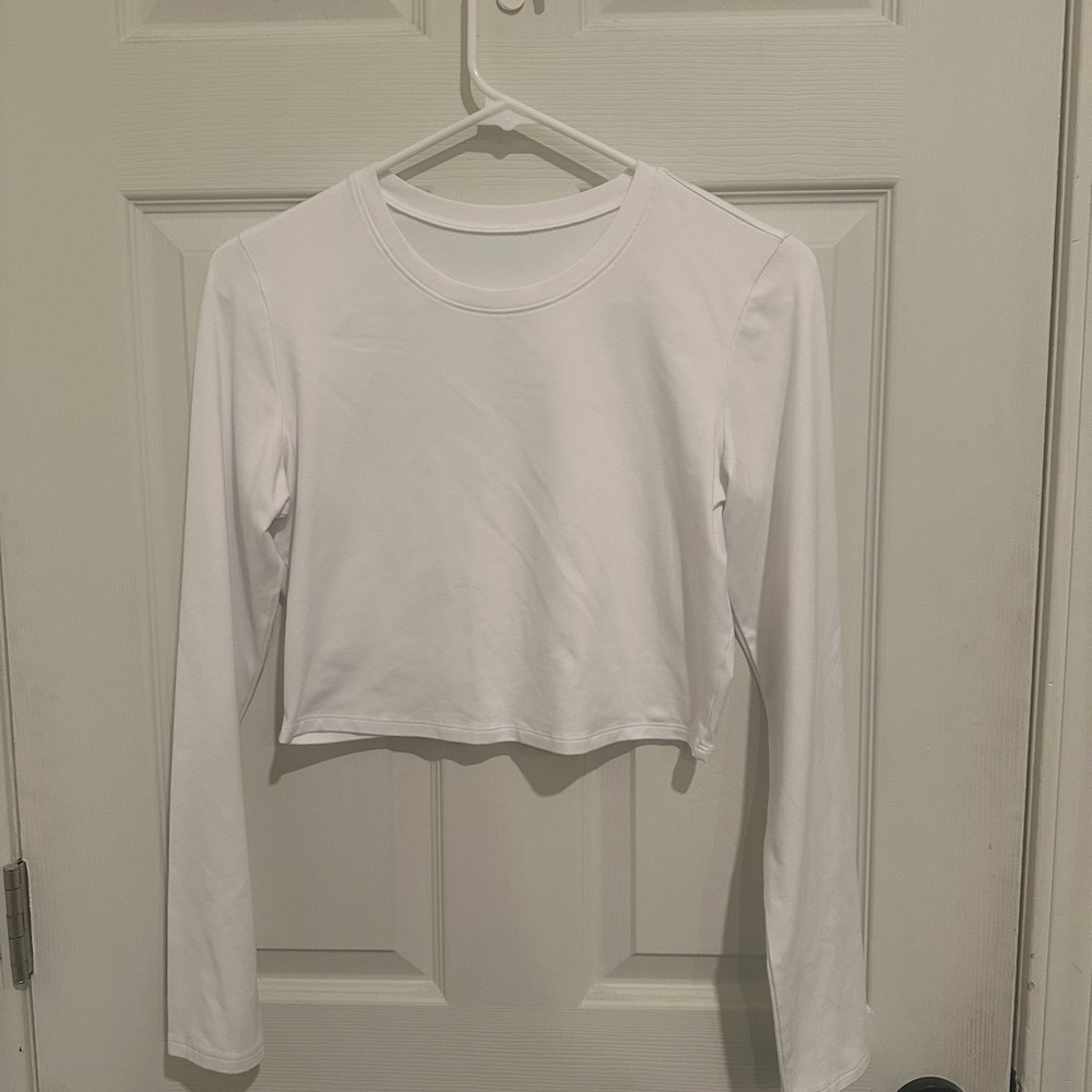 ALO Yoga White Crop Finesse Long Sleeve Crop Top M